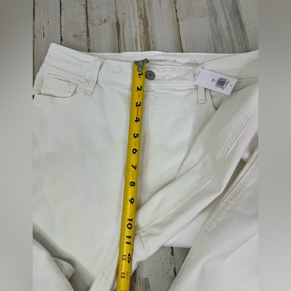 Old Navy Rockstar High Rise Super Skinny White Jeans Tummy Control 10 Tall NWT - Picture 10 of 13